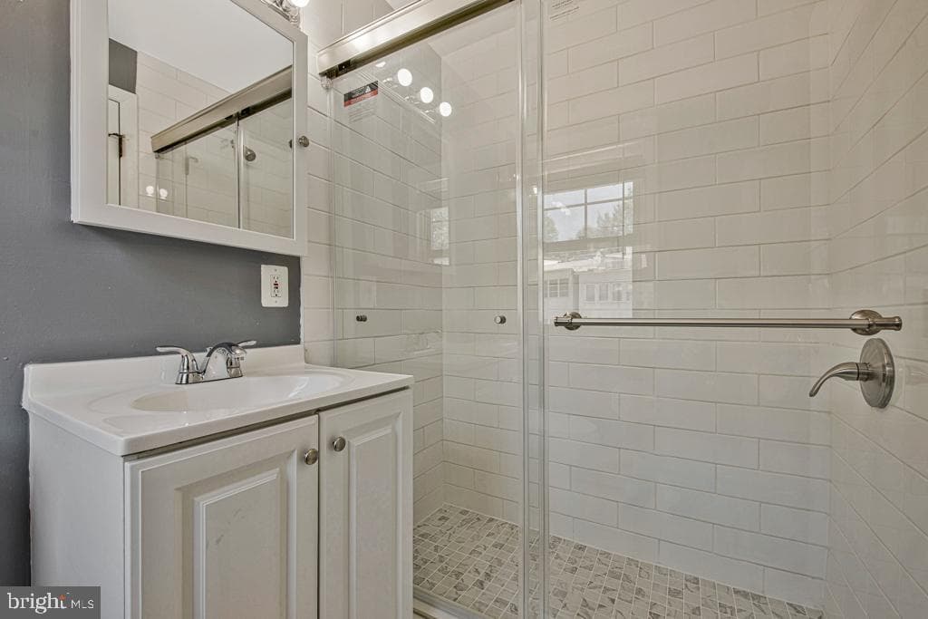2406 37th Street NW photo 32