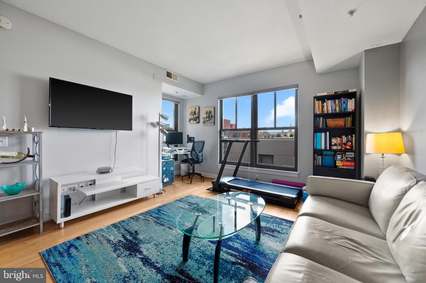 910 M Street NW #1006 photo 10
