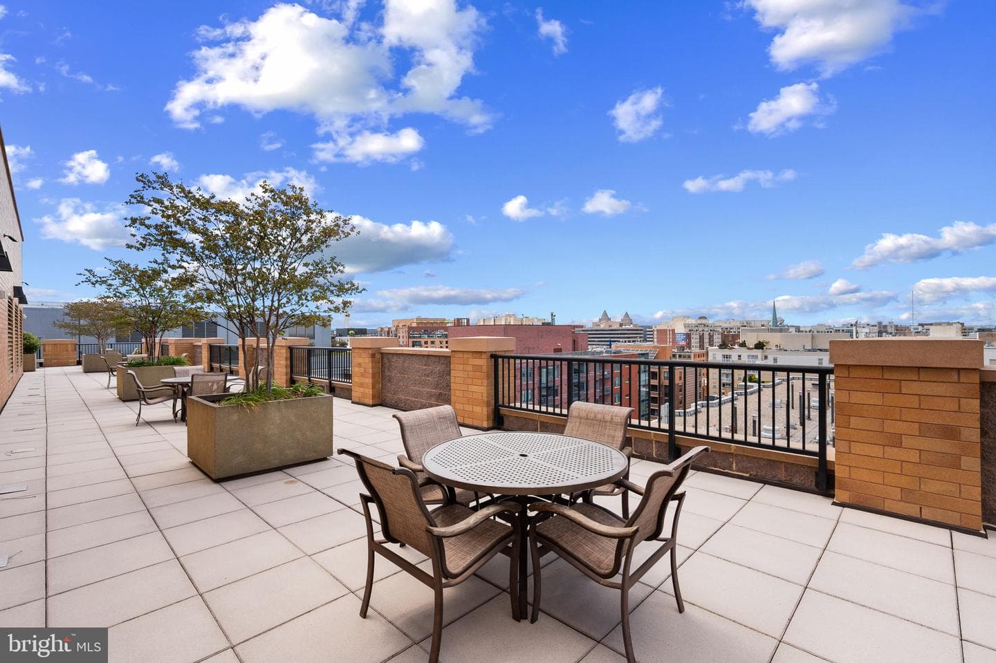 910 M Street NW #1006 photo 27