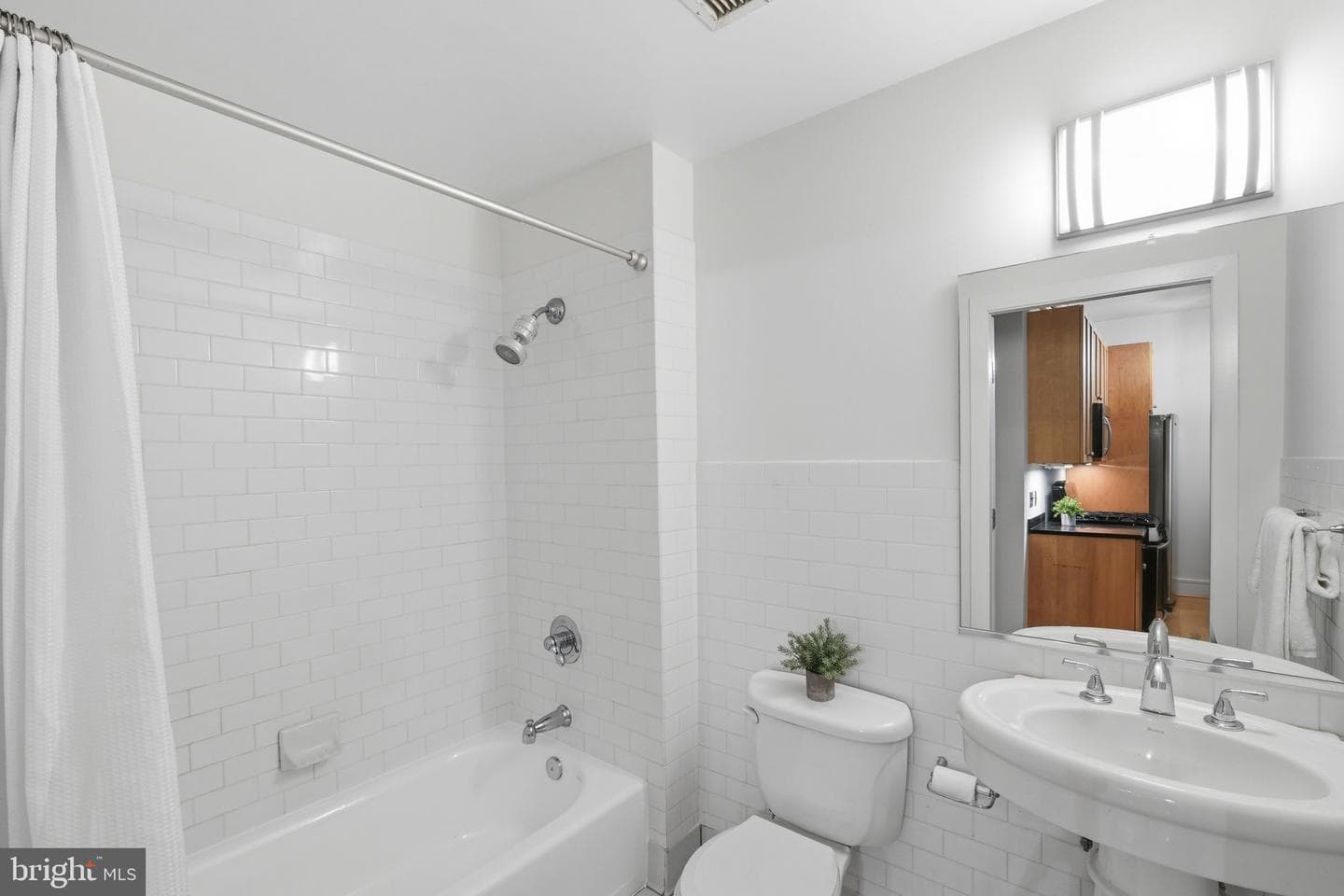809 6th Street NW #22 photo 20