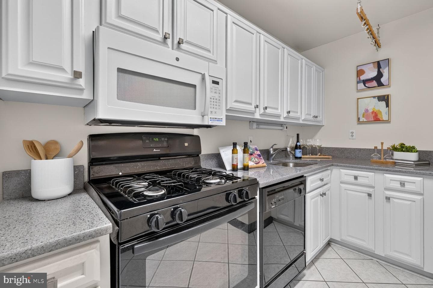 209 G Street SW #143 photo 9
