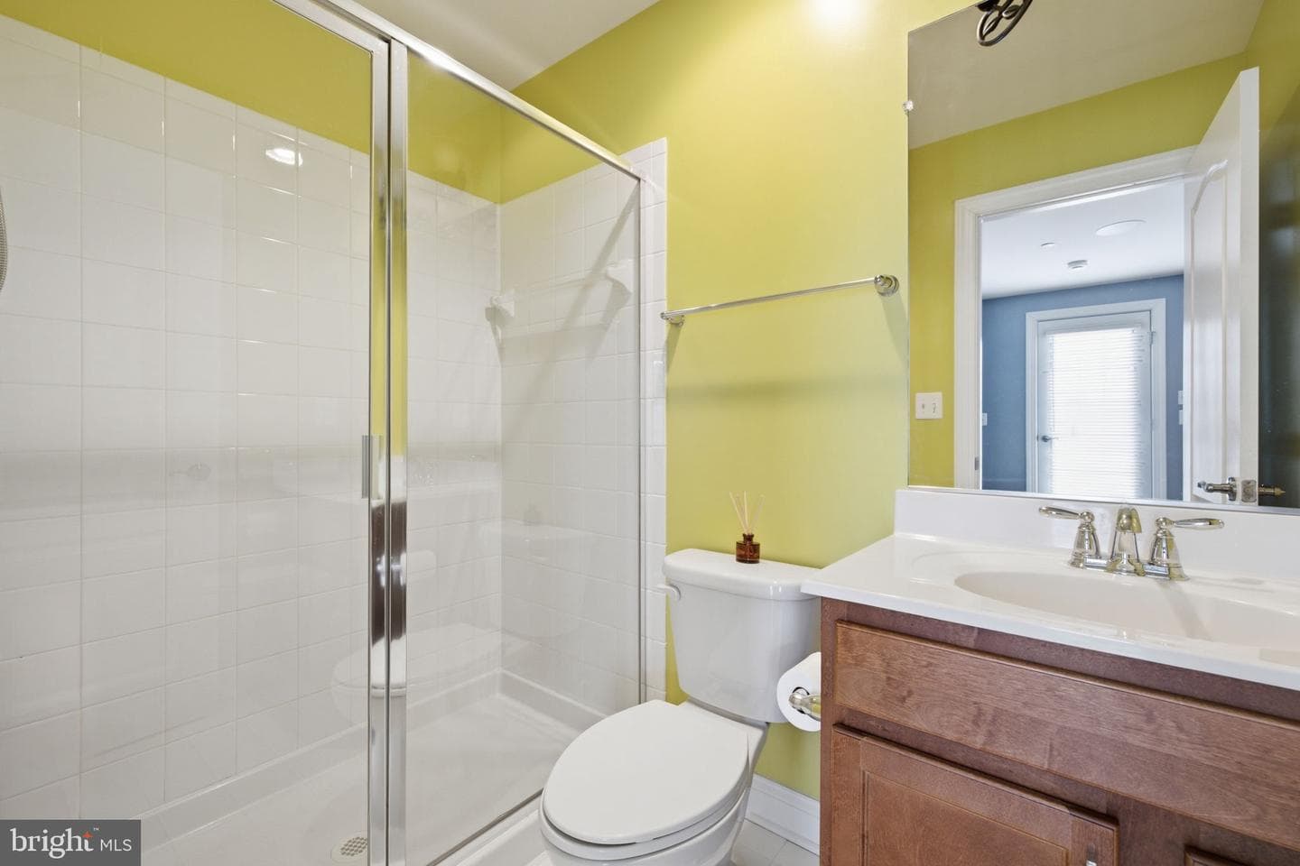 6109 Solent Place NE photo 26