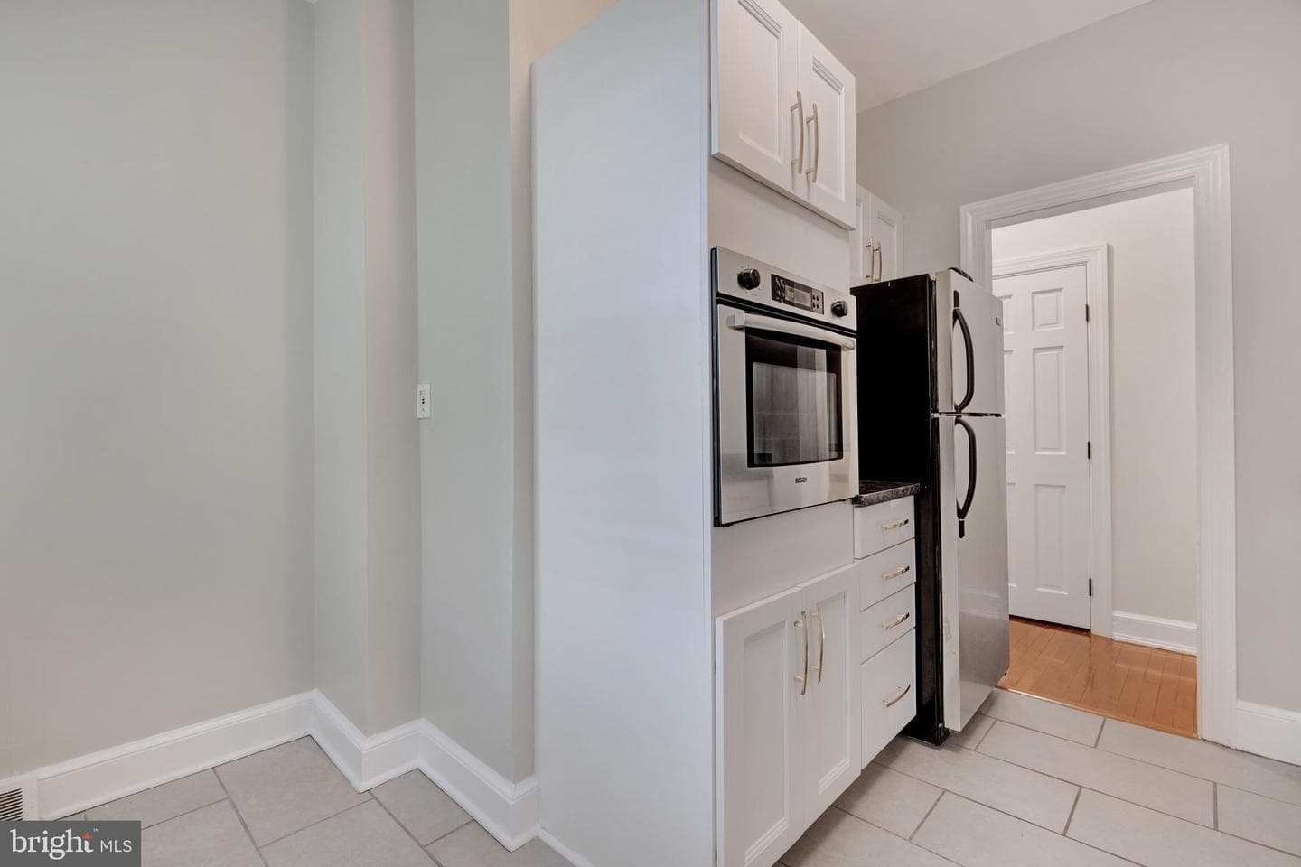 711 A Street NE photo 9