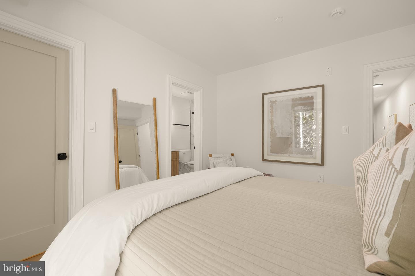 1463 Harvard Street NW #2 photo 21