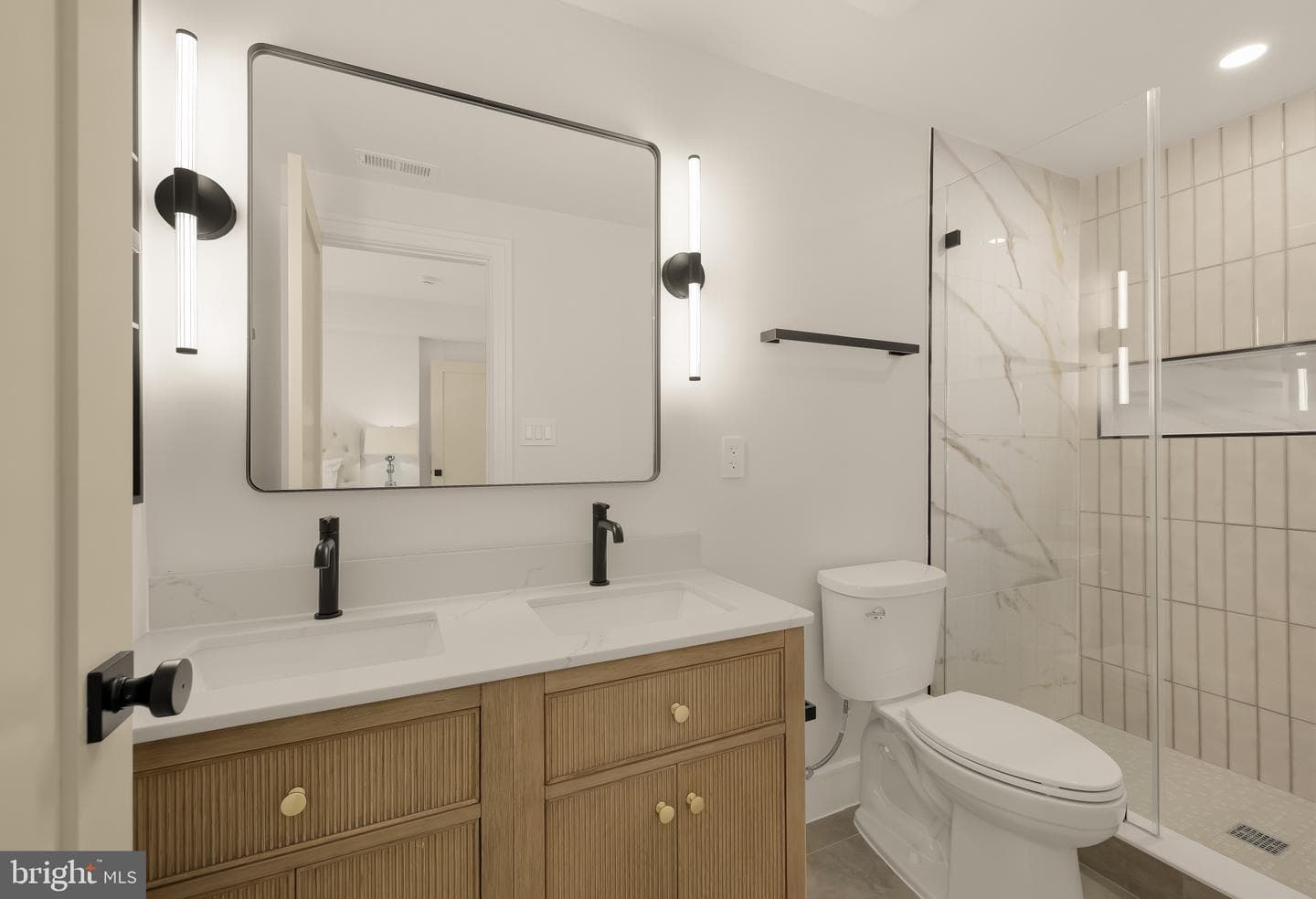 1463 Harvard Street NW #2 photo 22