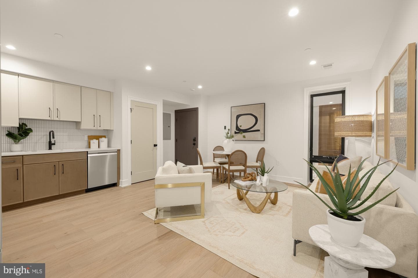 1463 Harvard Street NW #2 photo 6