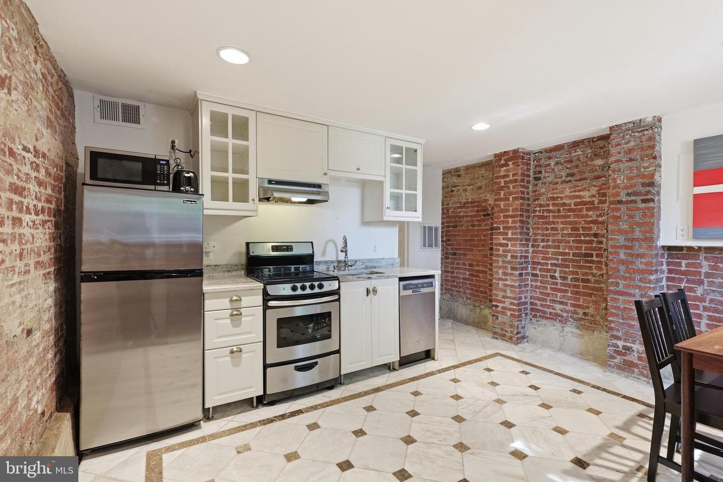 1227 1st Street NW photo 26