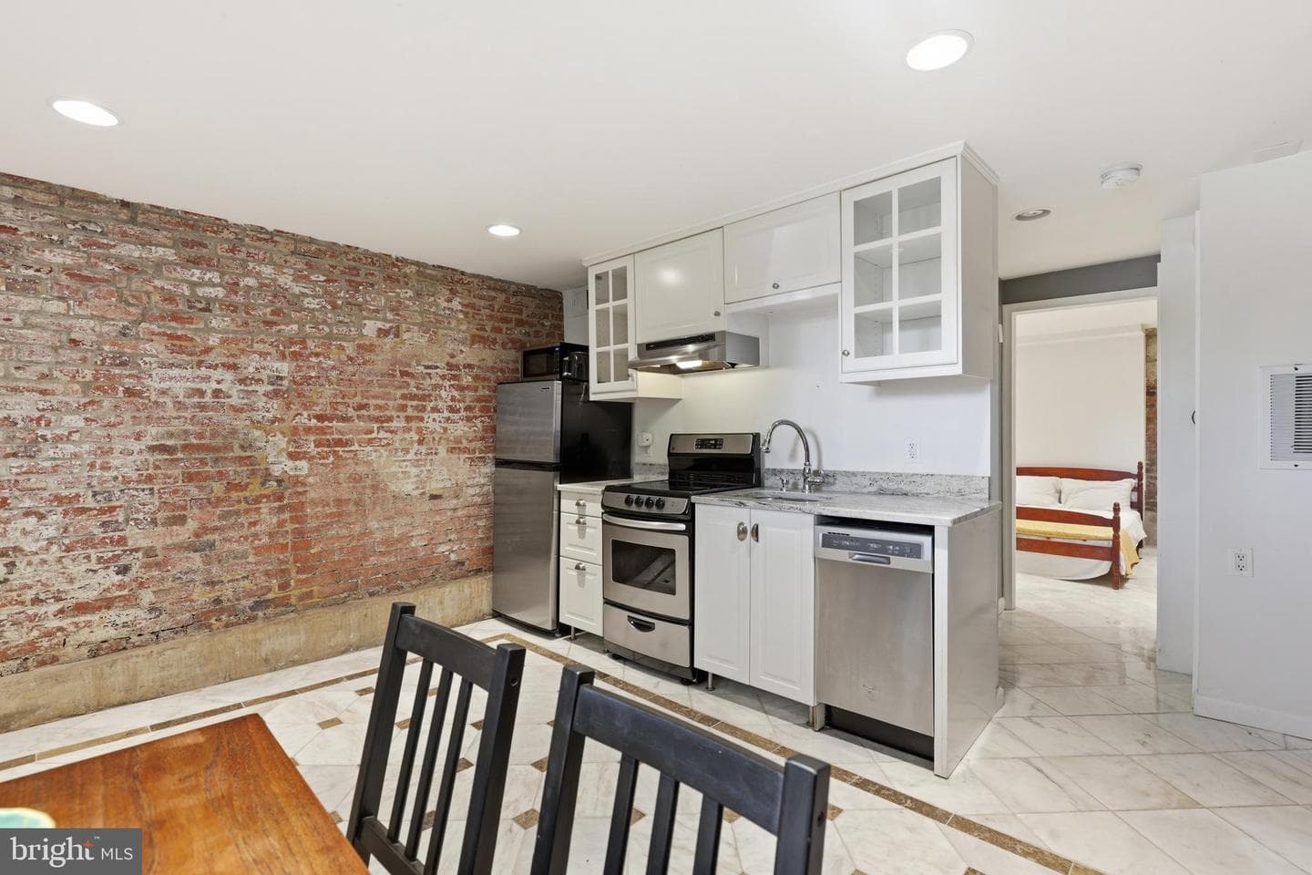 1227 1st Street NW photo 29