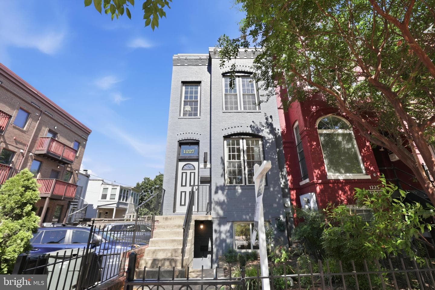 1227 1st Street NW photo 3