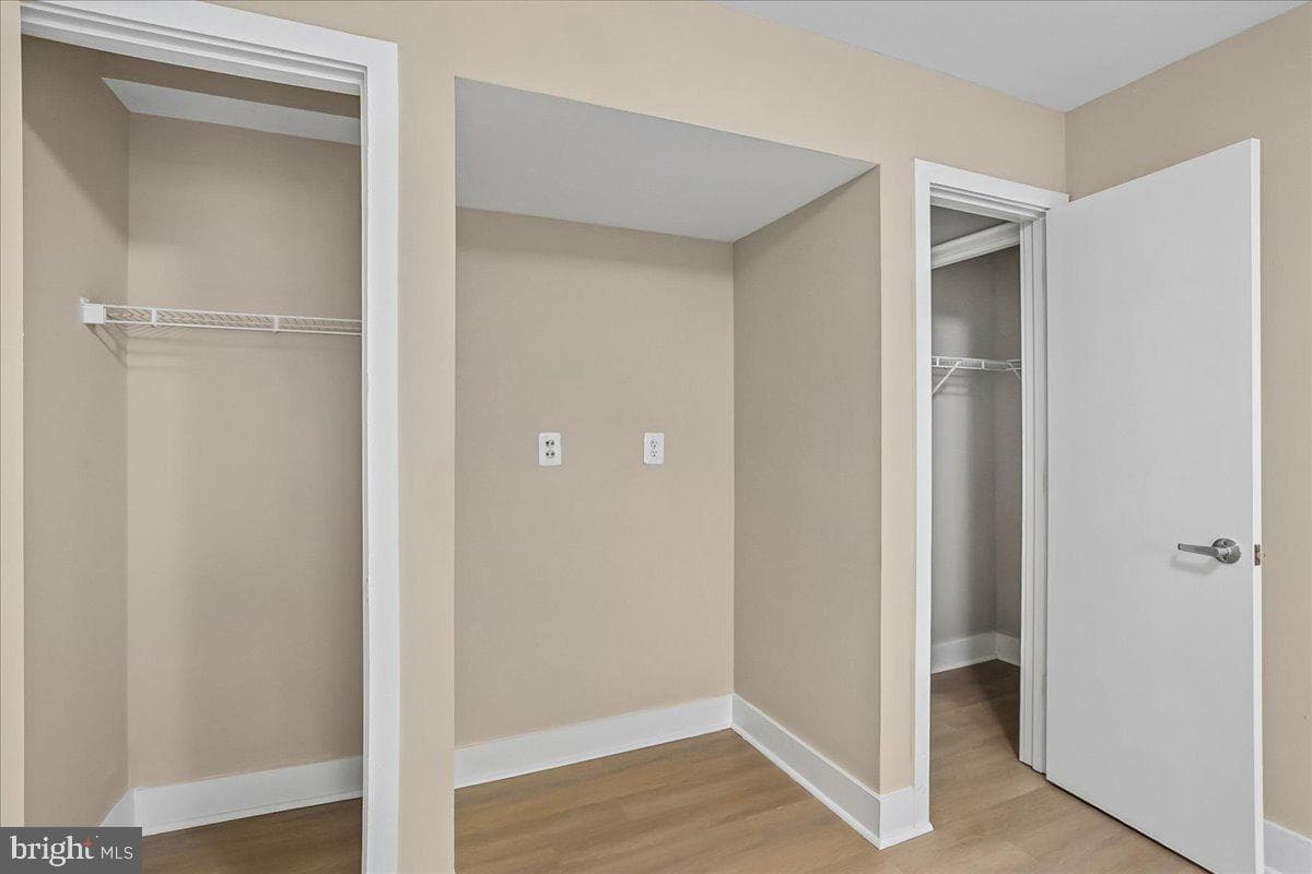 212 Oakwood Street SE #113 photo 29