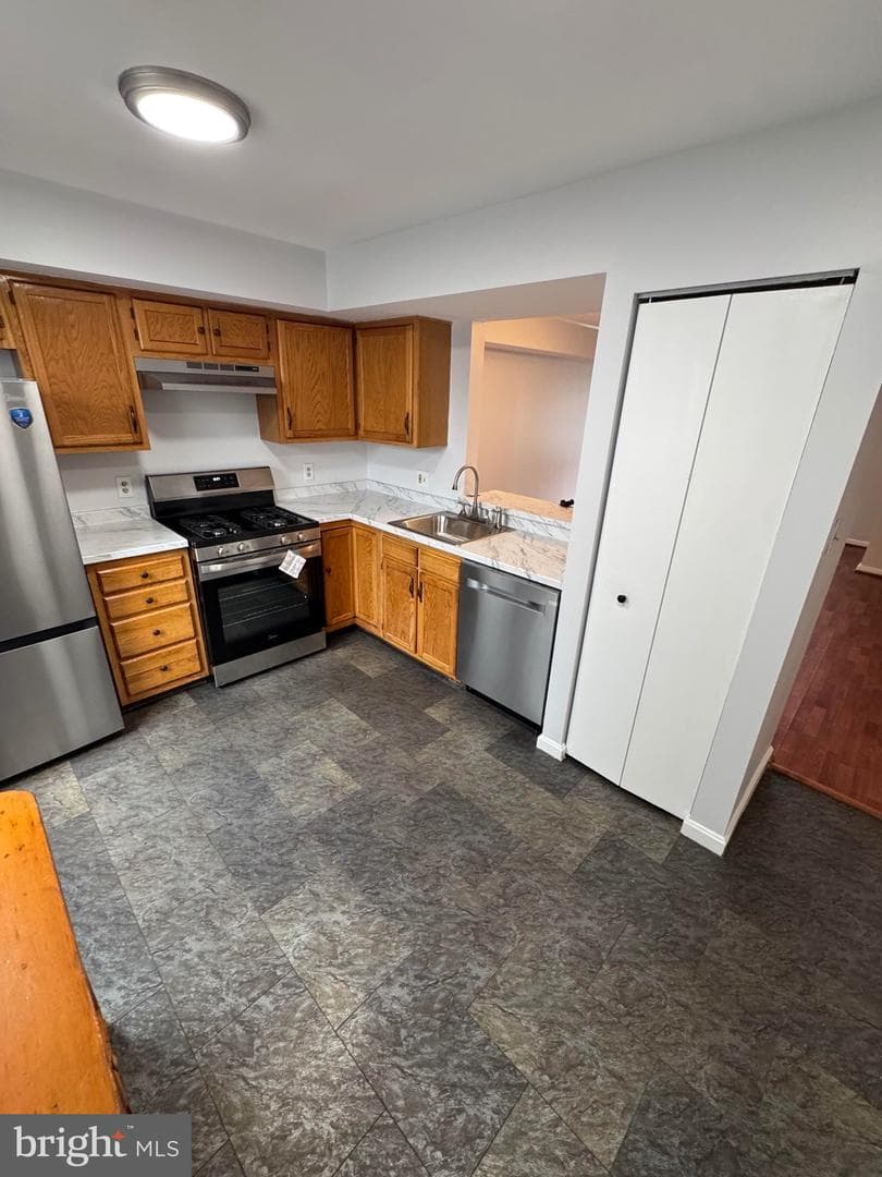 1154 1st Street NW photo 5