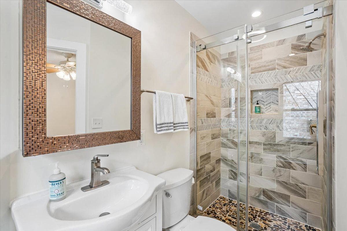 1205 Potomac Street NW photo 19