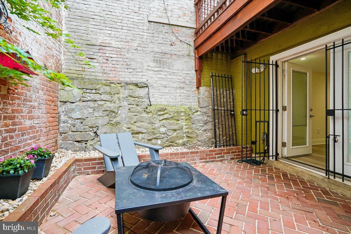 1205 Potomac Street NW photo 24