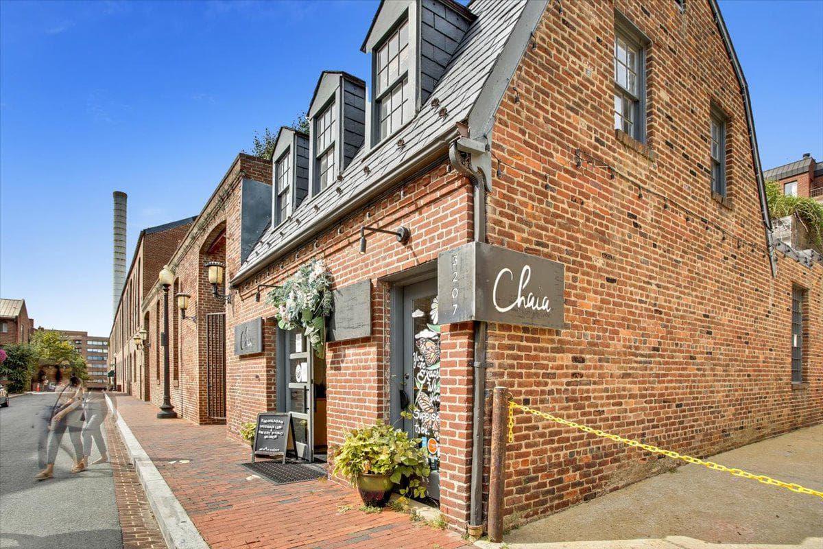 1205 Potomac Street NW photo 41
