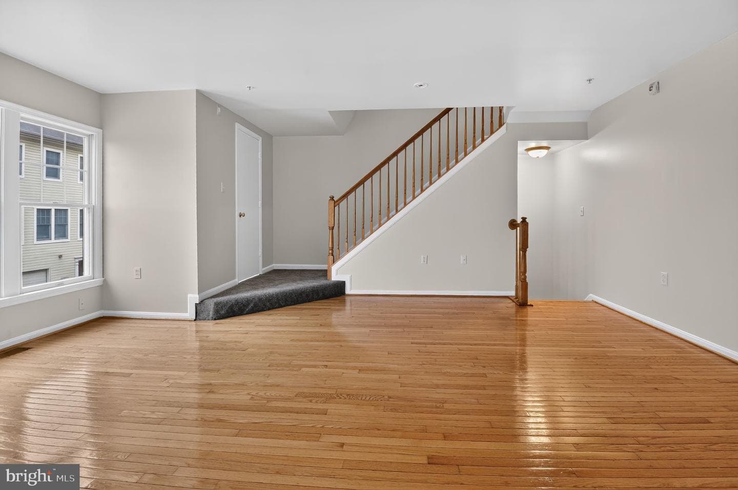 843 Marjorie Court SE photo 4
