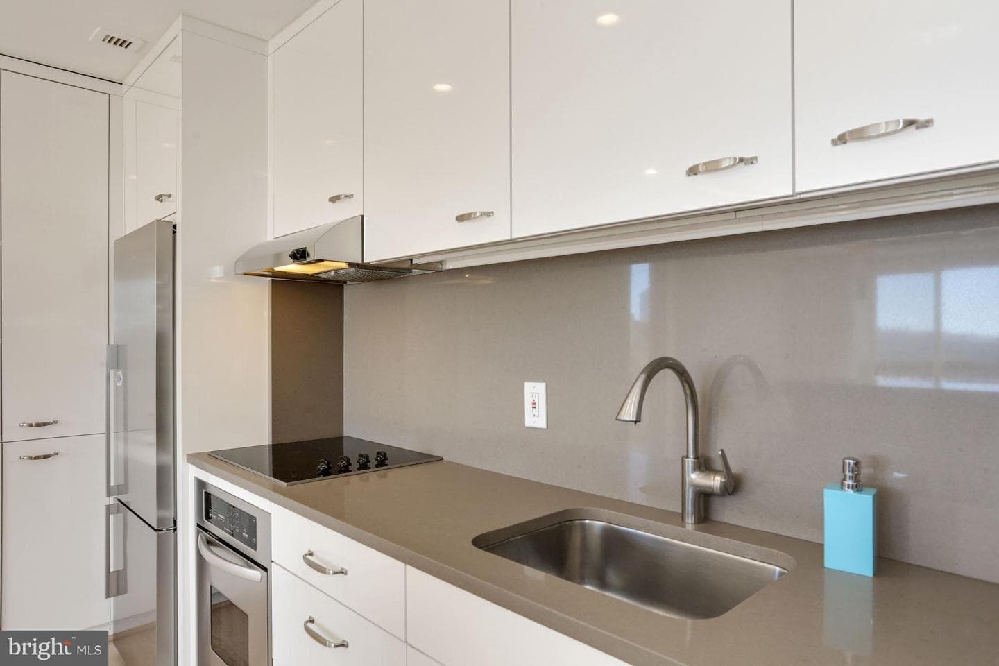 3251 Prospect Street NW #401 photo 10