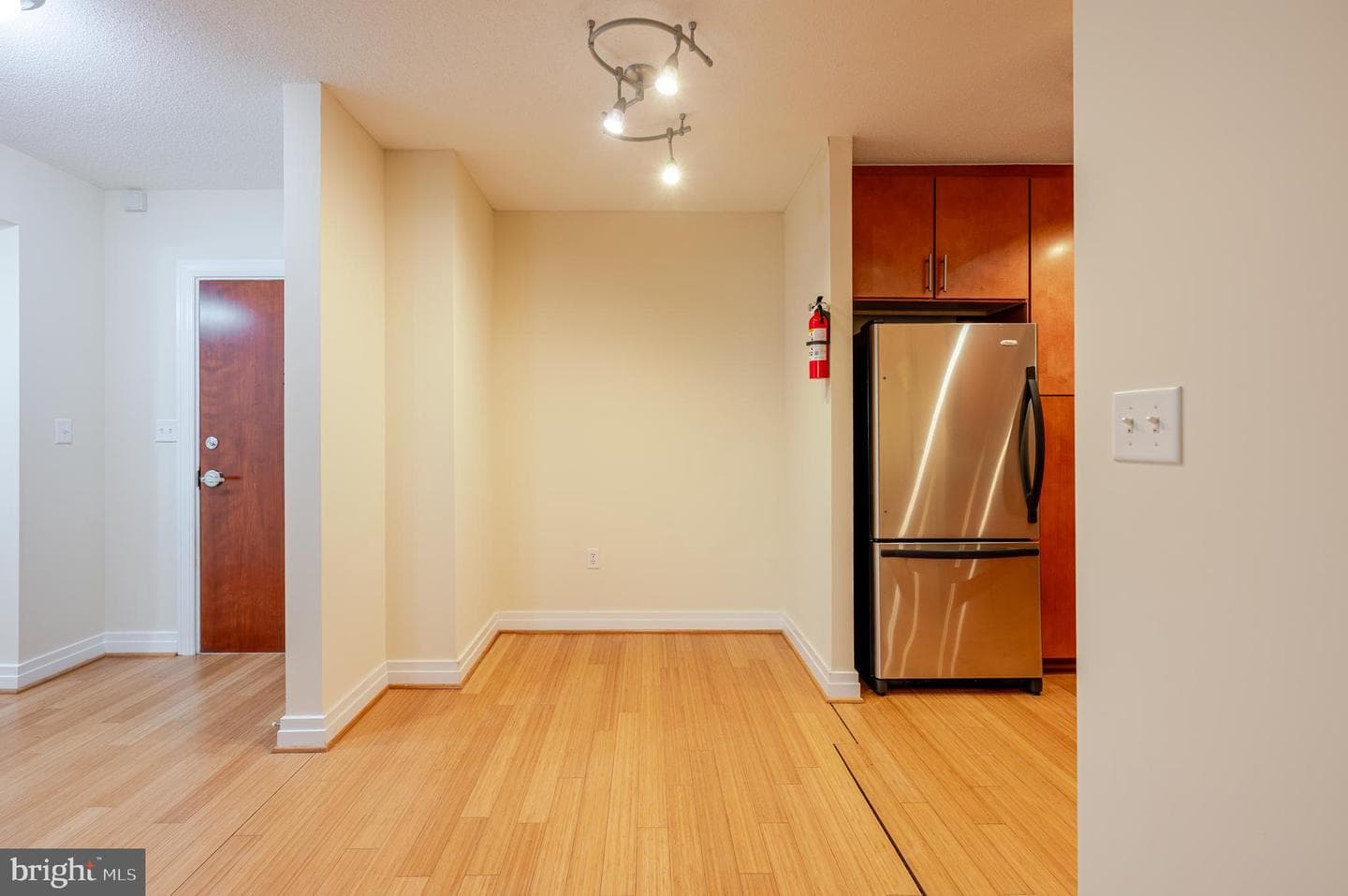 915 E Street NW #317 photo 7