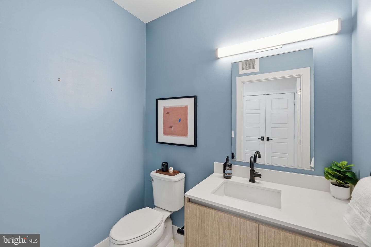 1309 E Street SE #20 photo 16