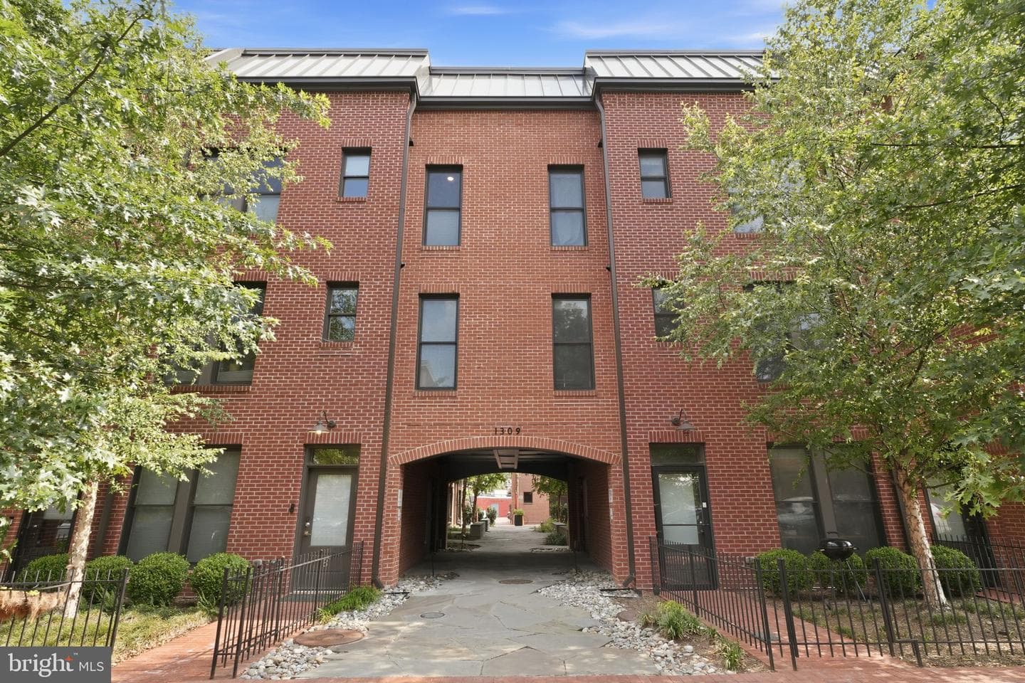 1309 E Street SE #20 photo 3
