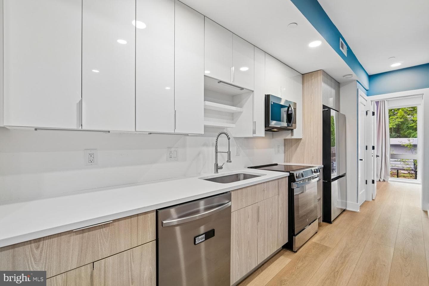 1372 NE Bryant Street NE #4 photo 12