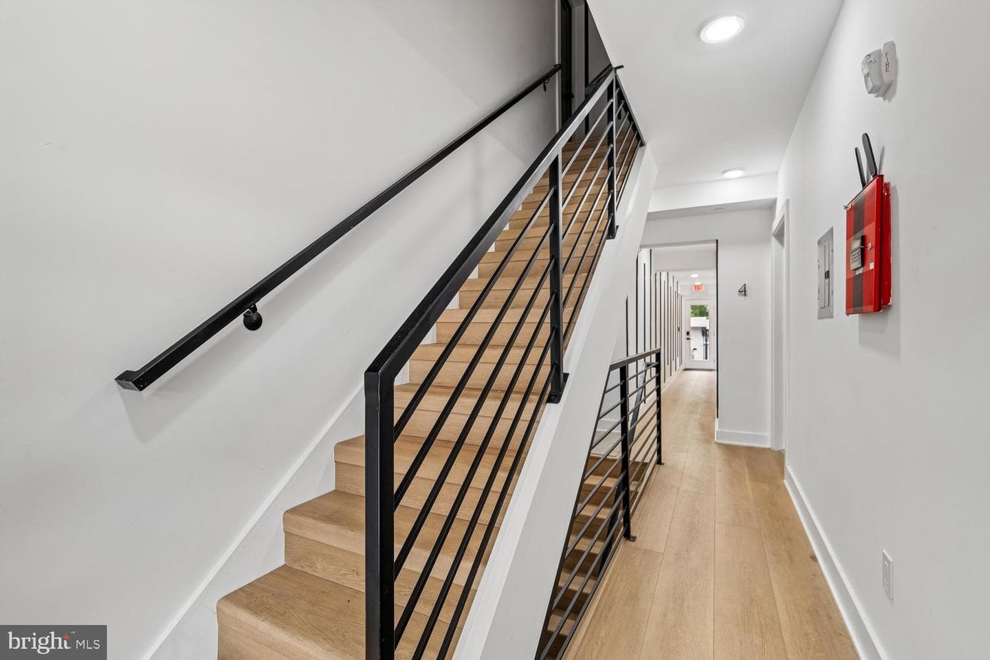1372 NE Bryant Street NE #4 photo 43