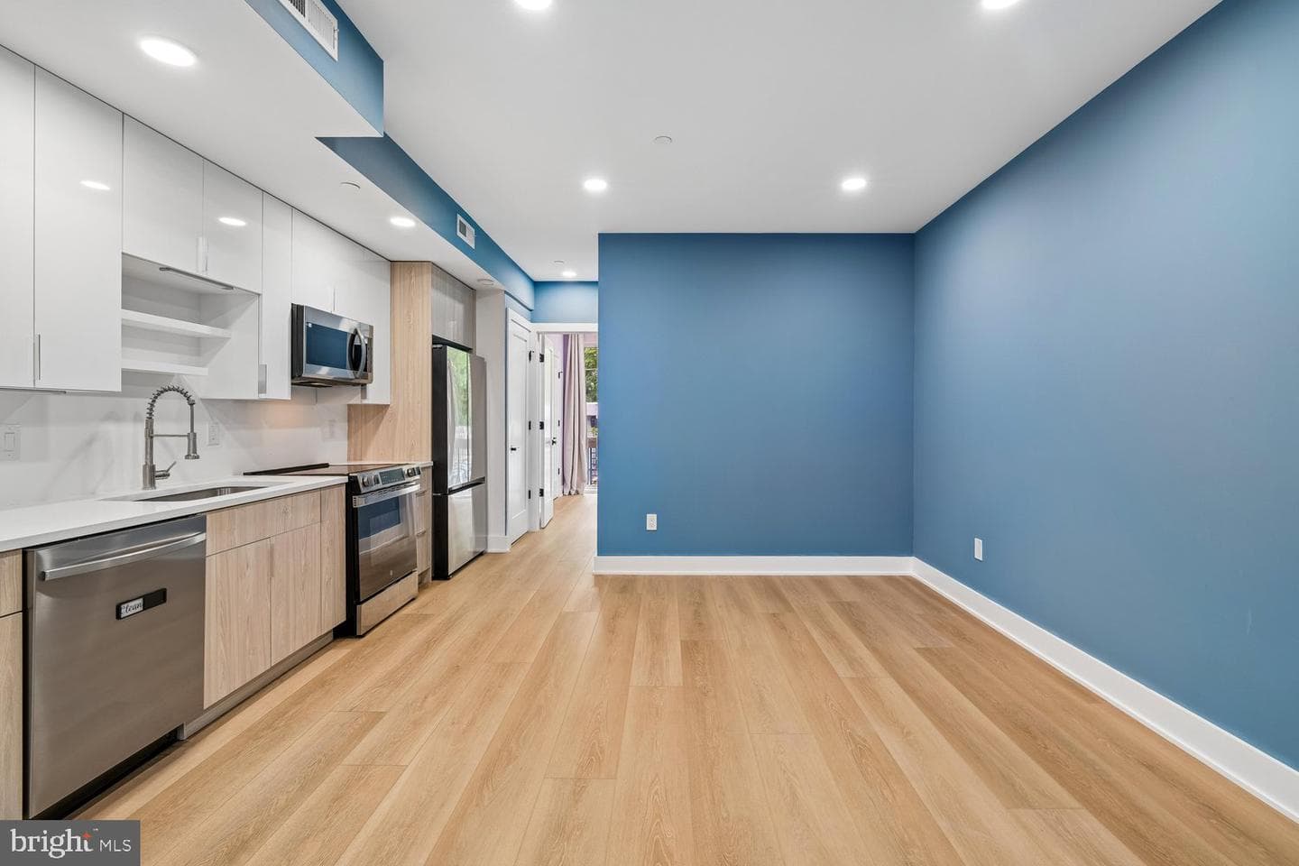 1372 NE Bryant Street NE #4 photo 5