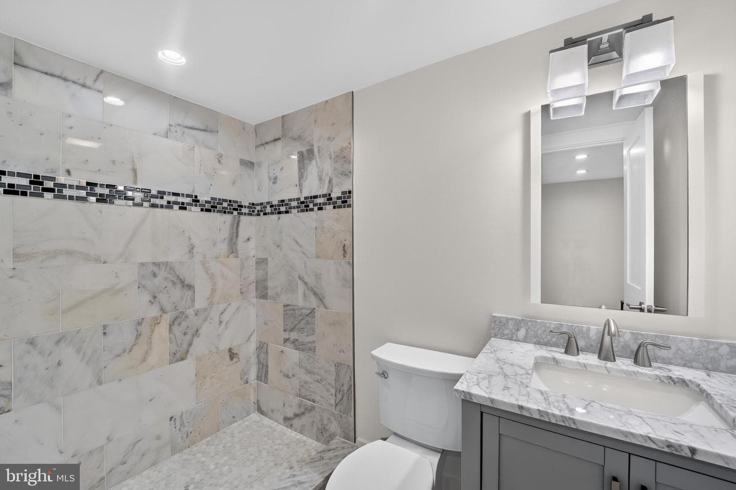 615 11th Street NE photo 33