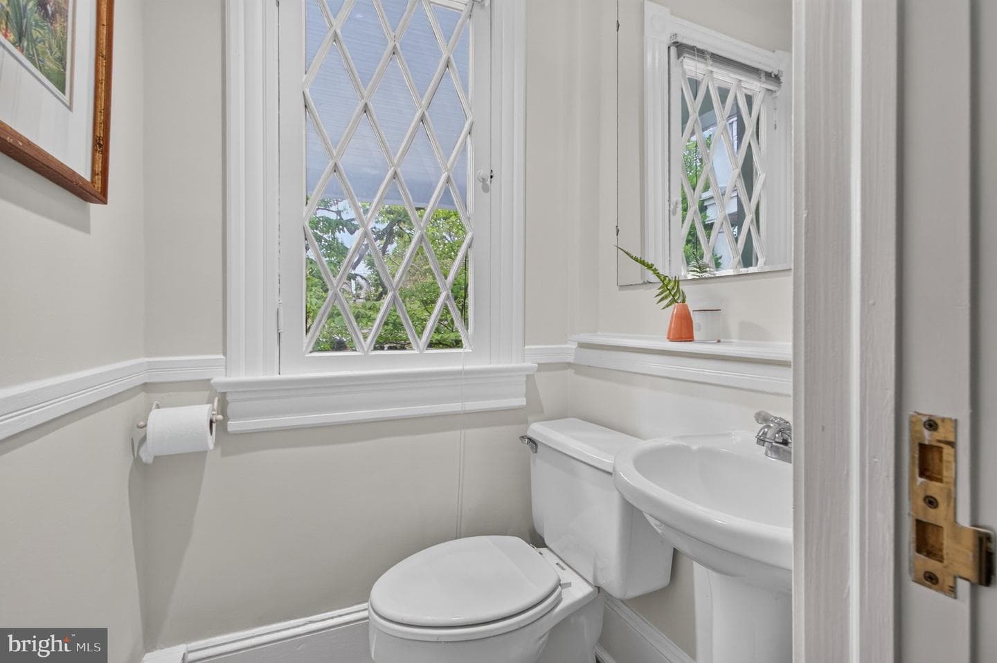 1870 Newton Street NW photo 25