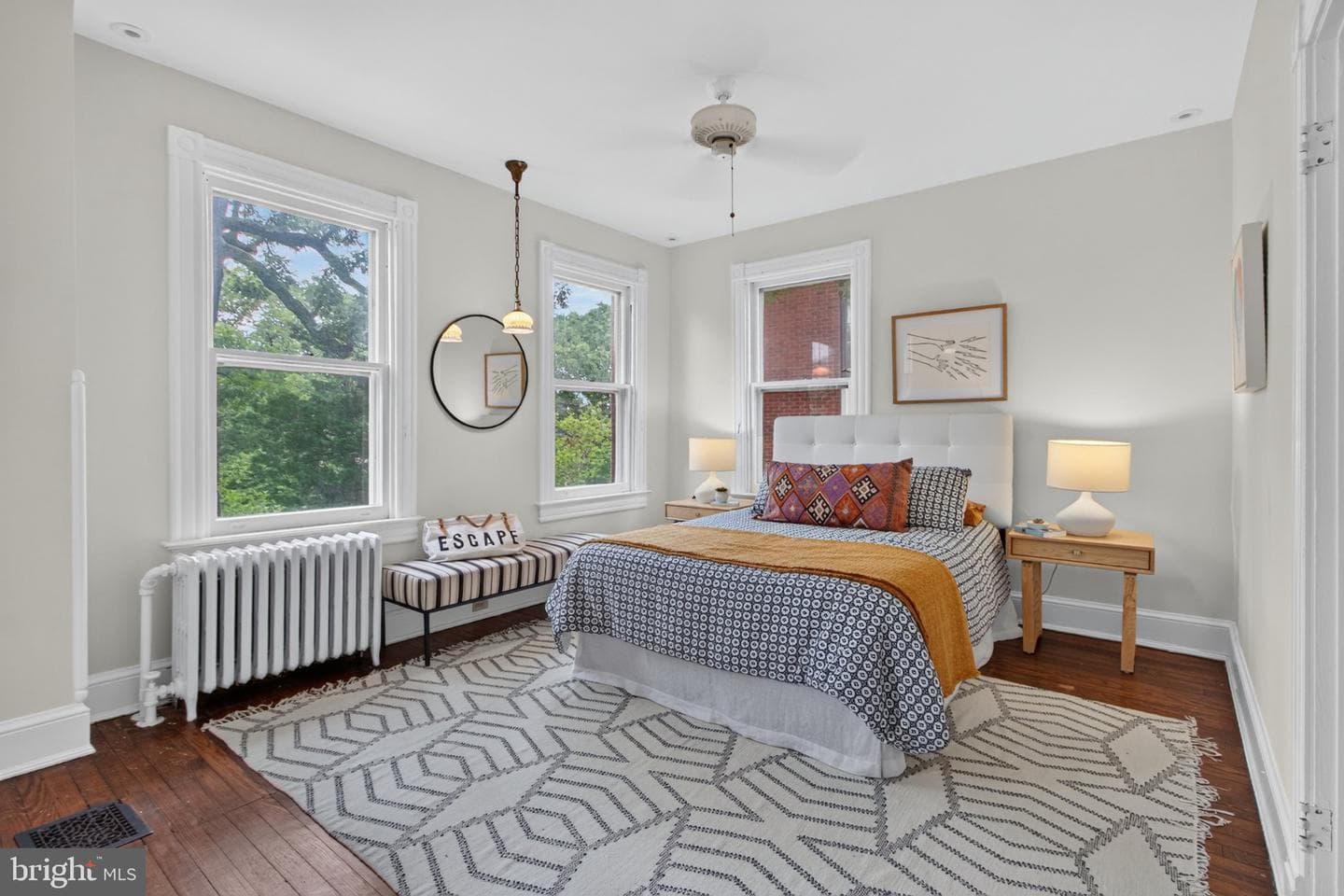 1870 Newton Street NW photo 28