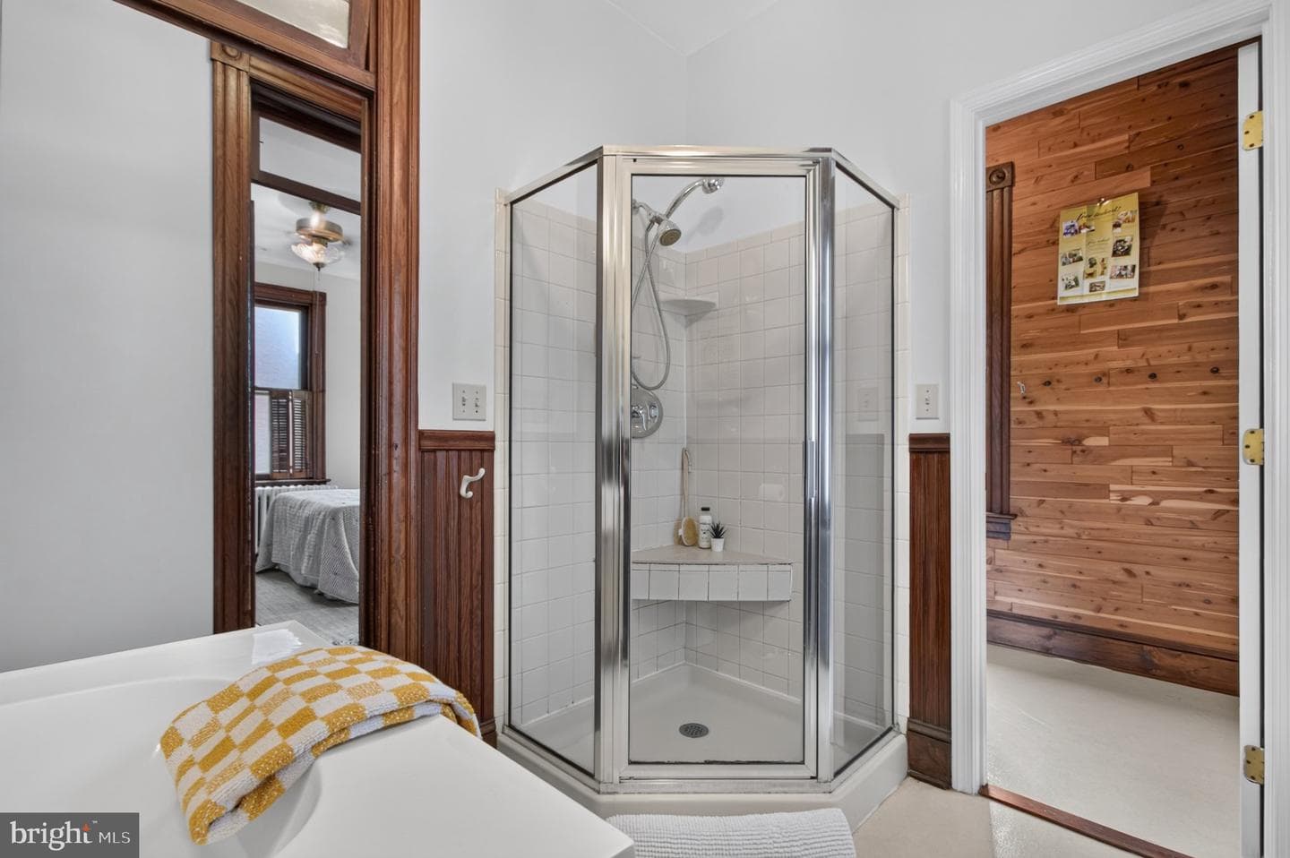 1870 Newton Street NW photo 38