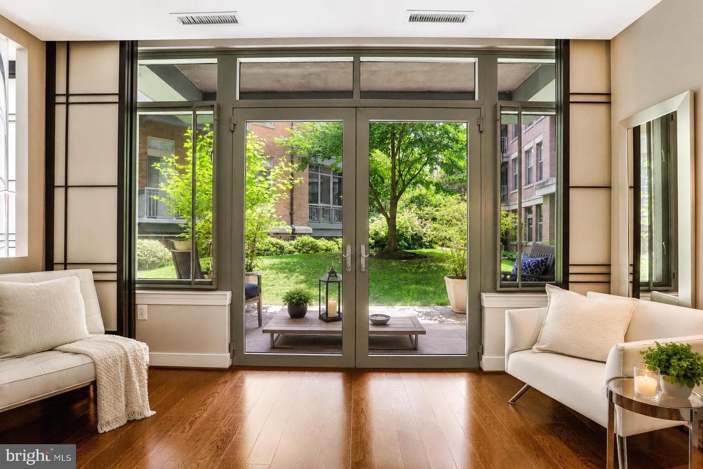 2425 L Street NW #211 photo 2