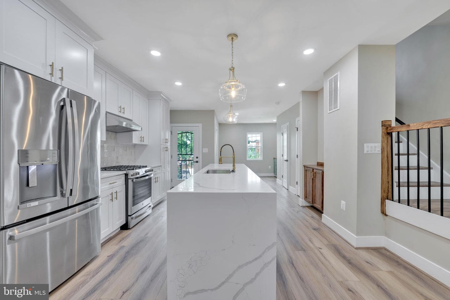 217 Jefferson Street NW photo 10