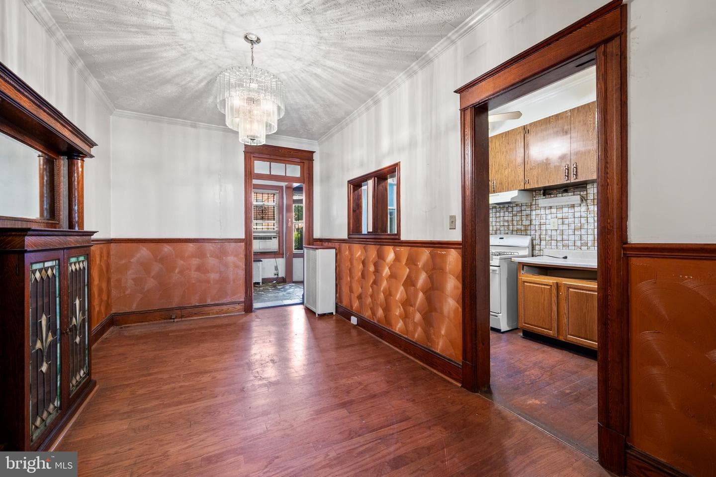 1928 2nd Street NW photo 6