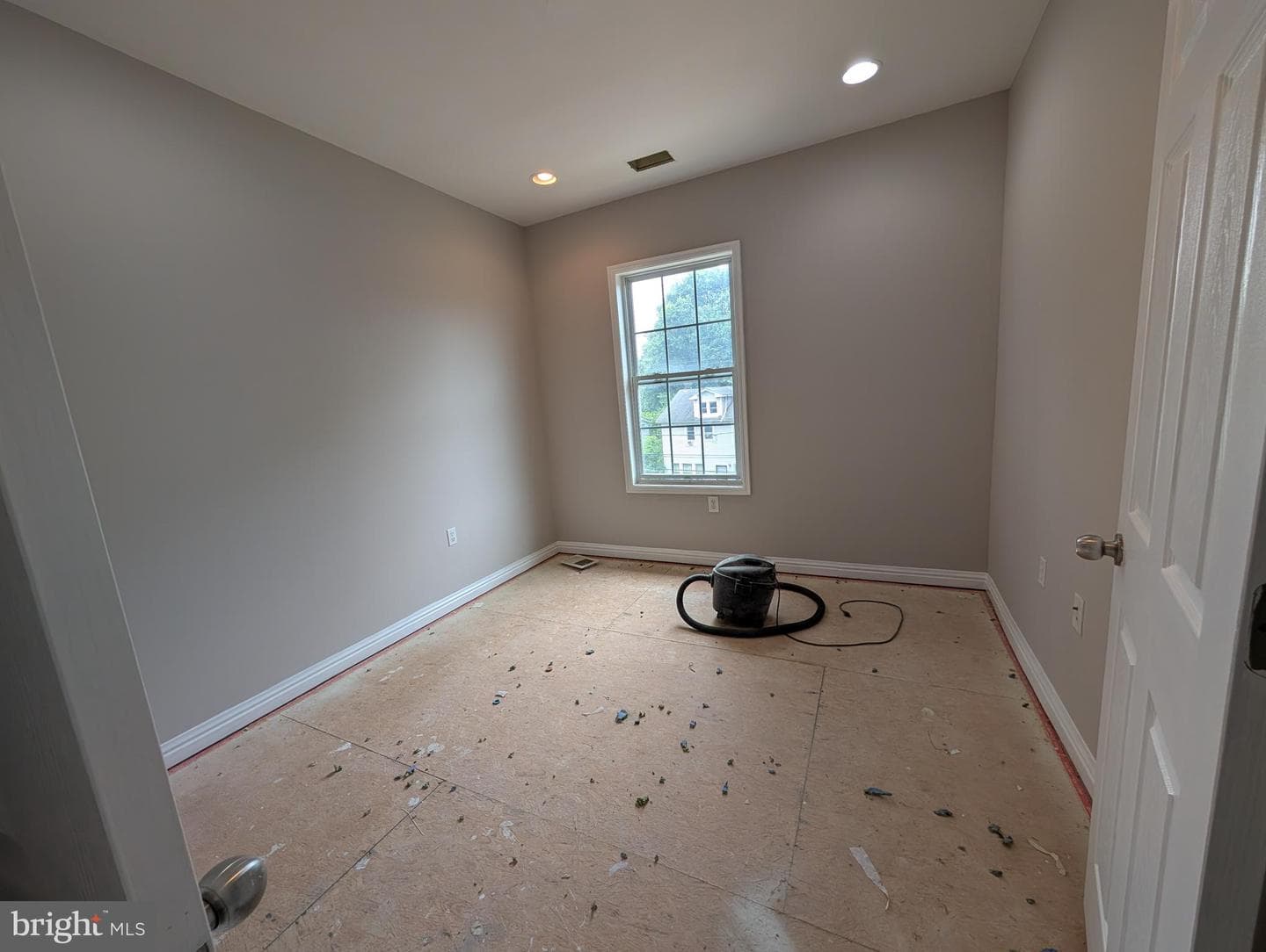 4908 Quarles Street NE photo 15