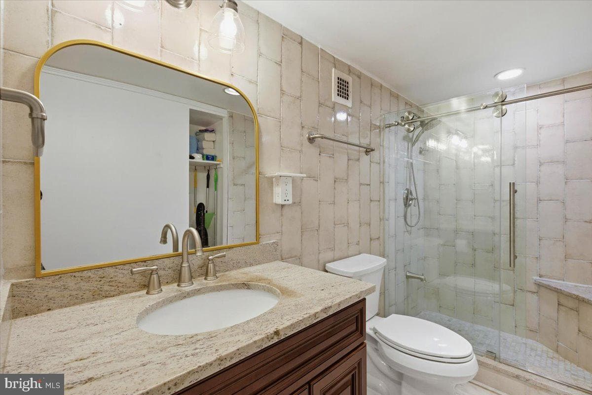 700 7th Street SW #827 photo 3