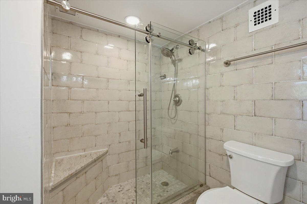 700 7th Street SW #827 photo 9
