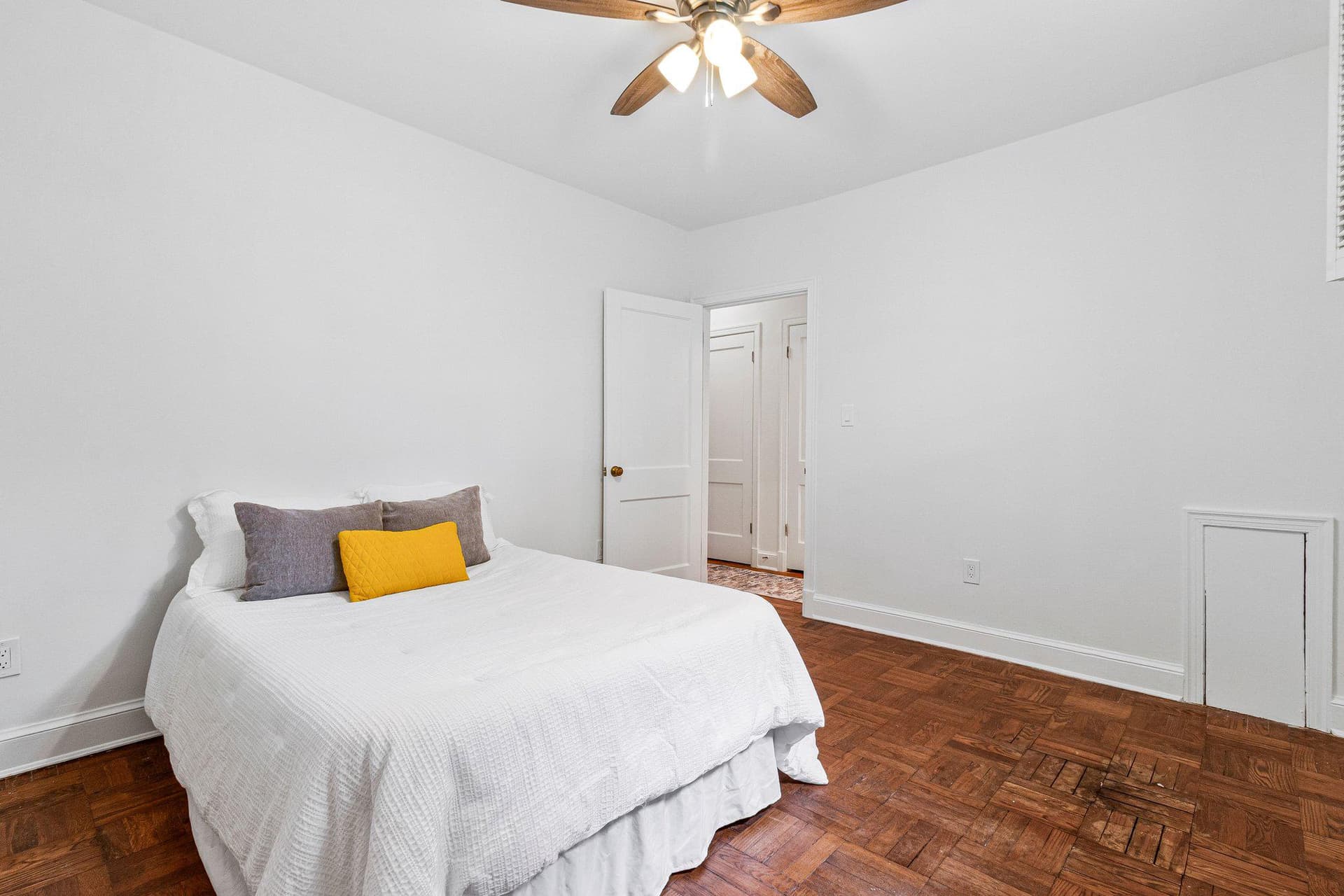 4491 NW Macarthur Boulevard NW #102 photo 18