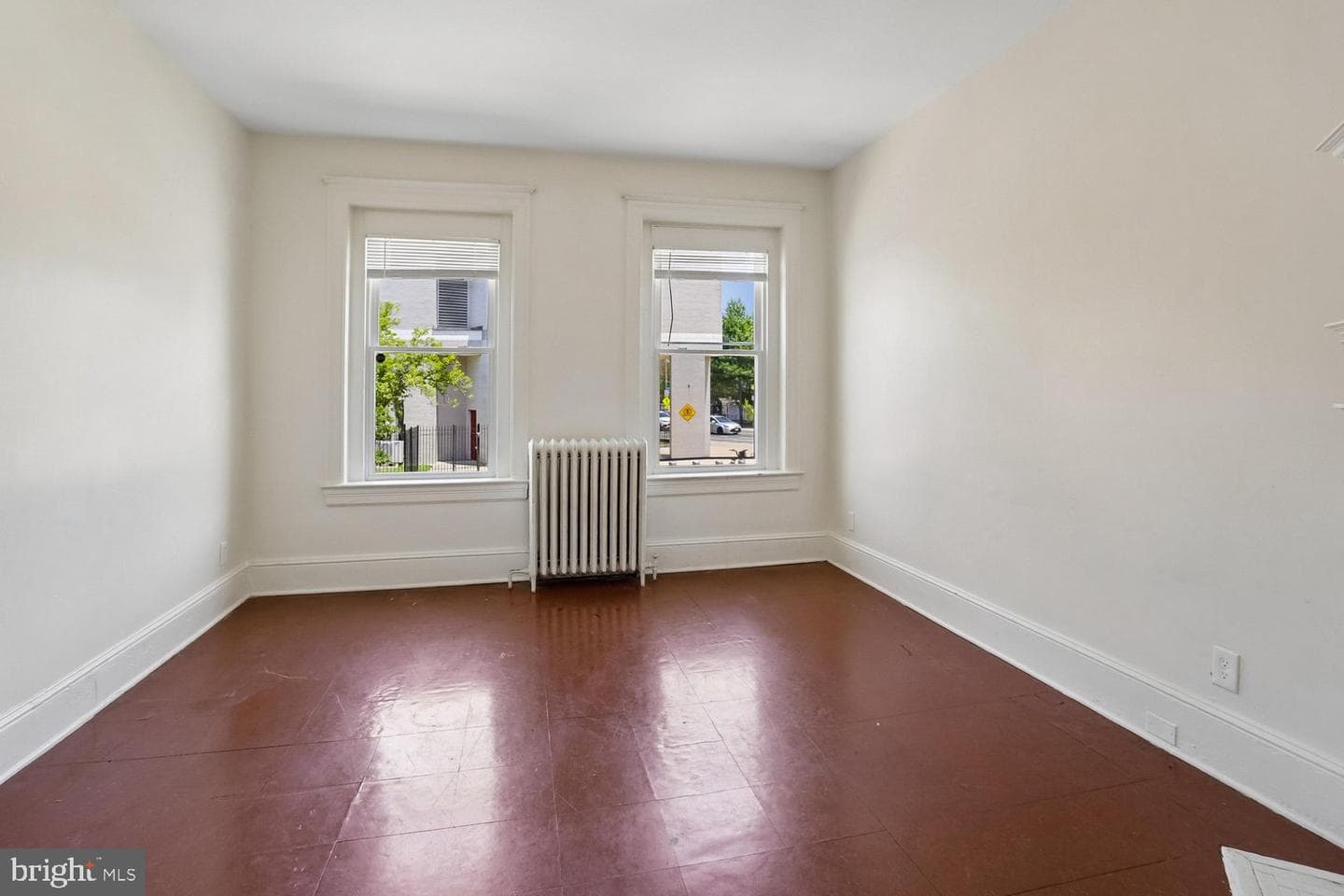 1408 Newton Street NW photo 4