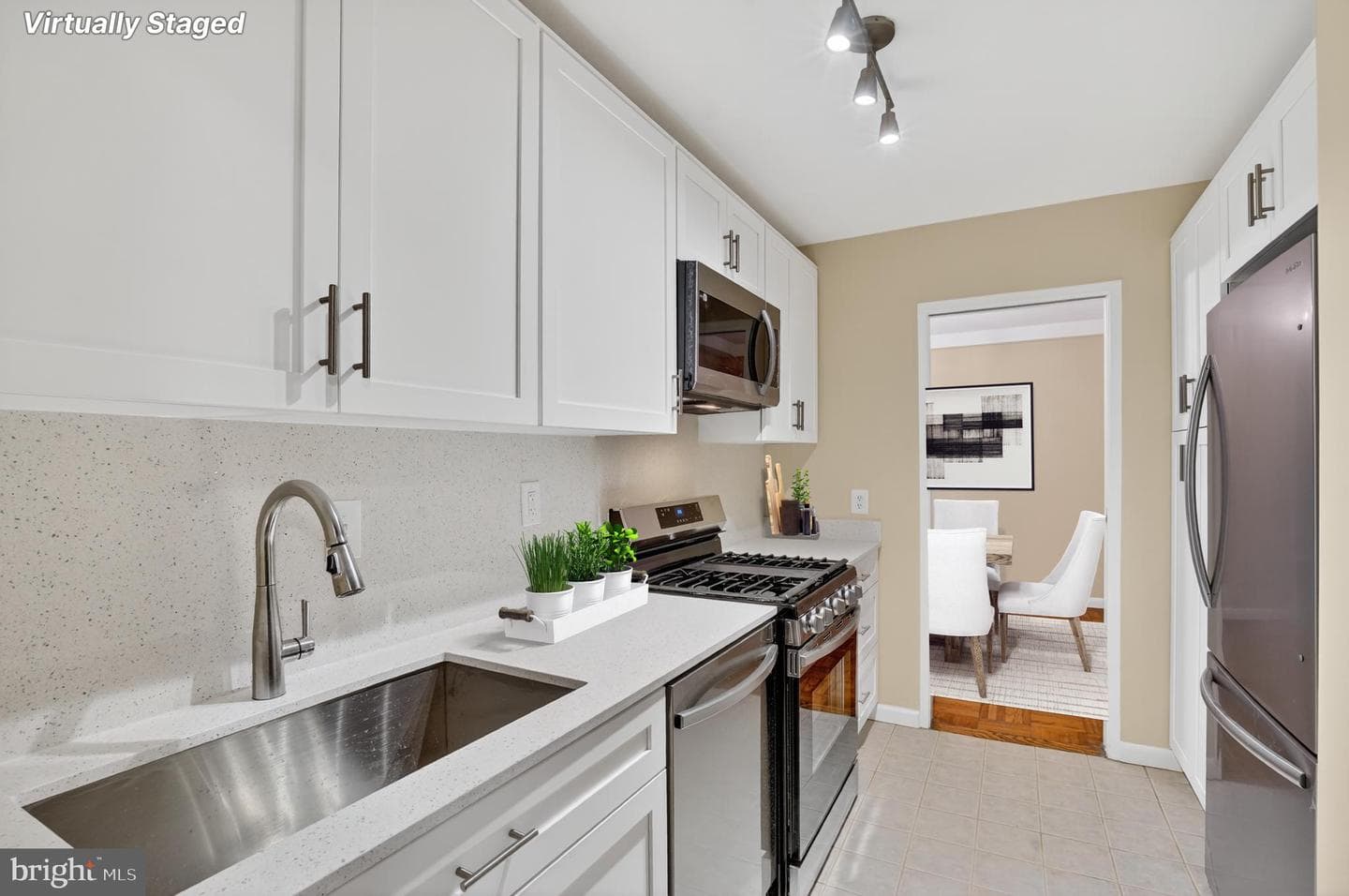 3900 Tunlaw Road NW #103 photo 11