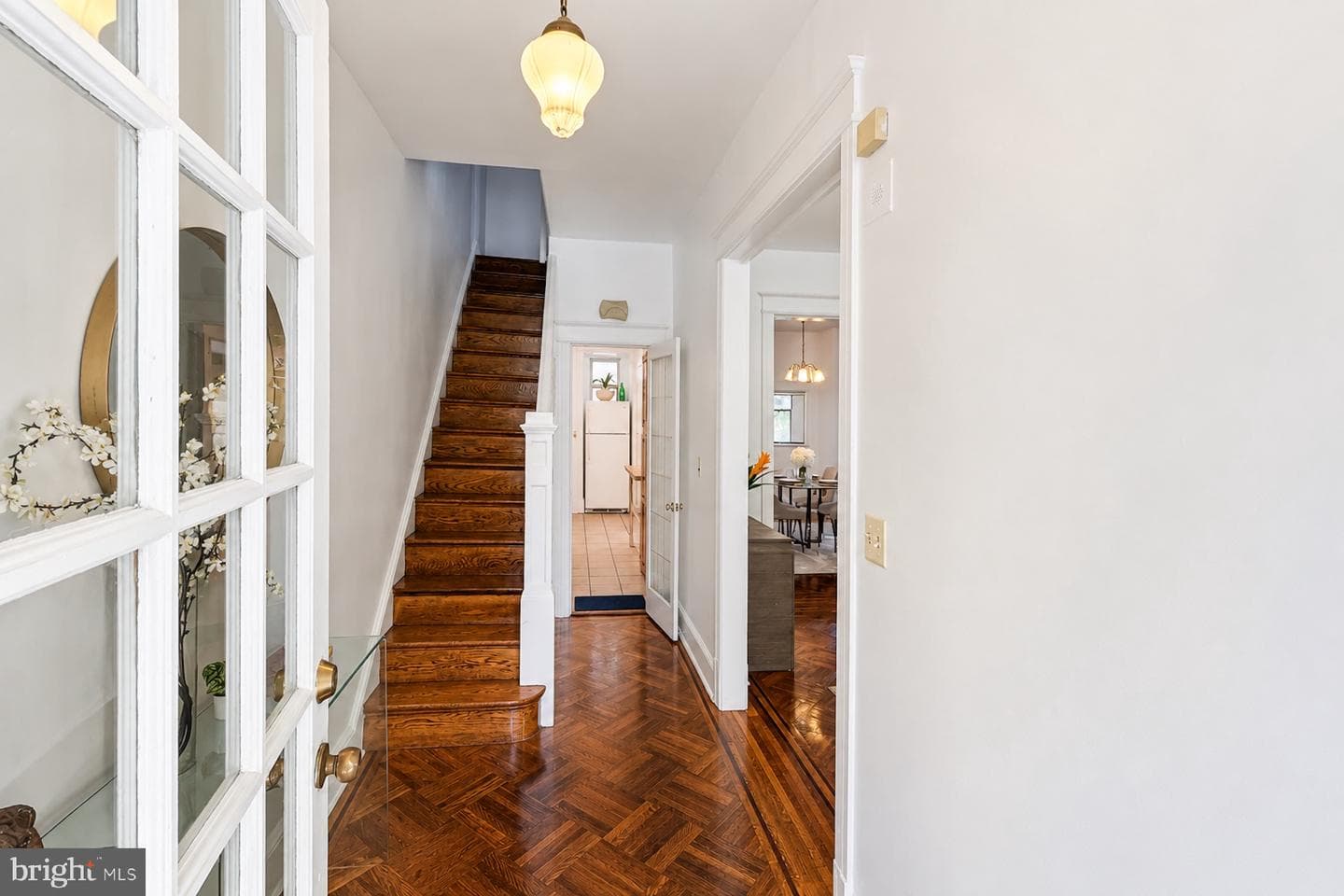 1126 I Street NE photo 3