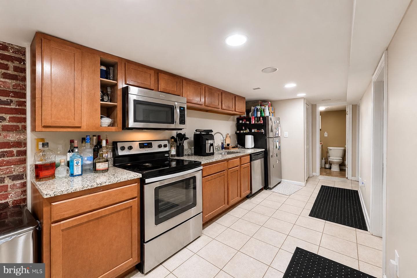 1126 I Street NE photo 35
