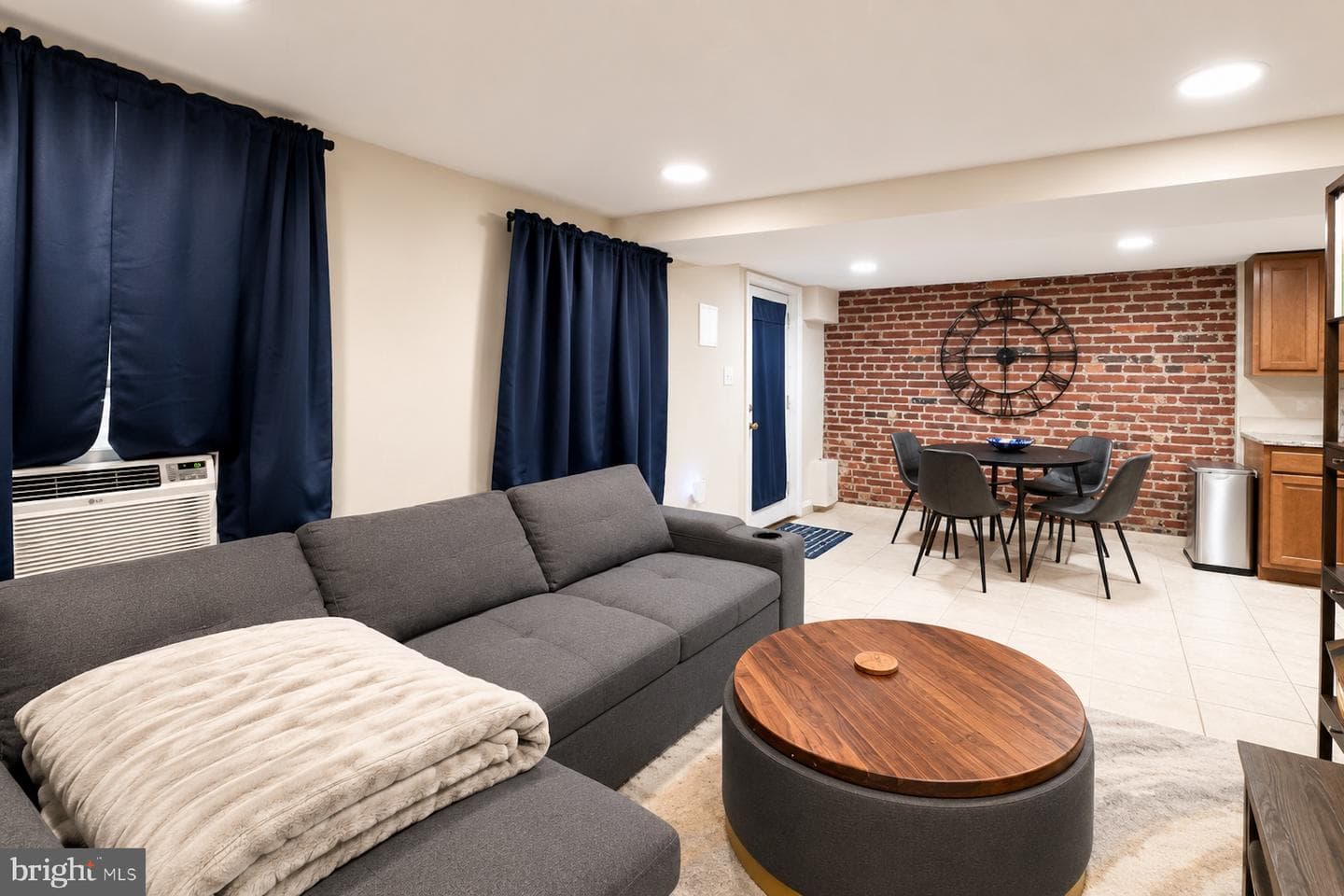 1126 I Street NE photo 40