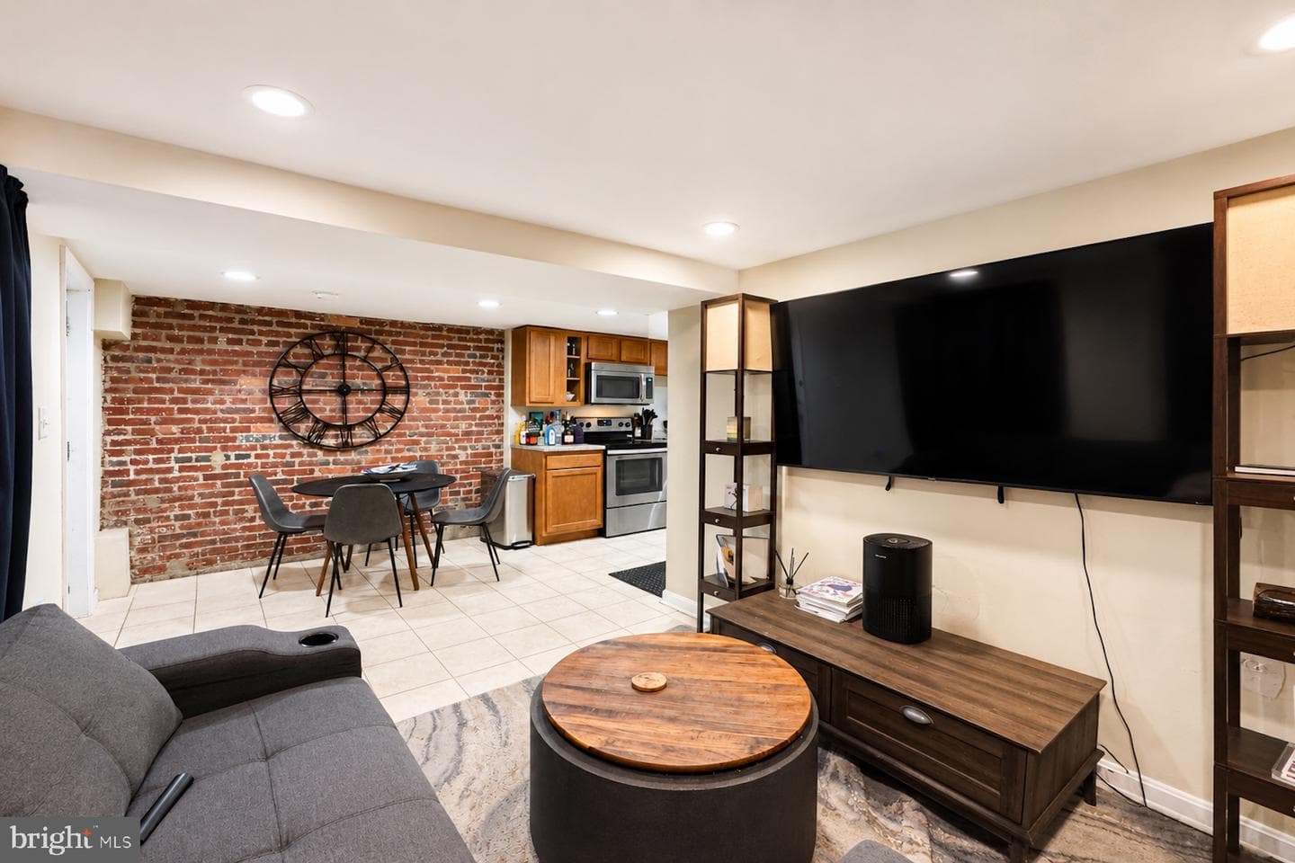 1126 I Street NE photo 41