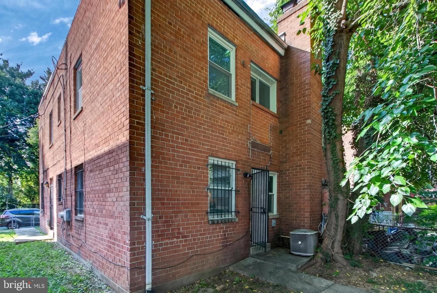 1415 Congress Place SE photo 24