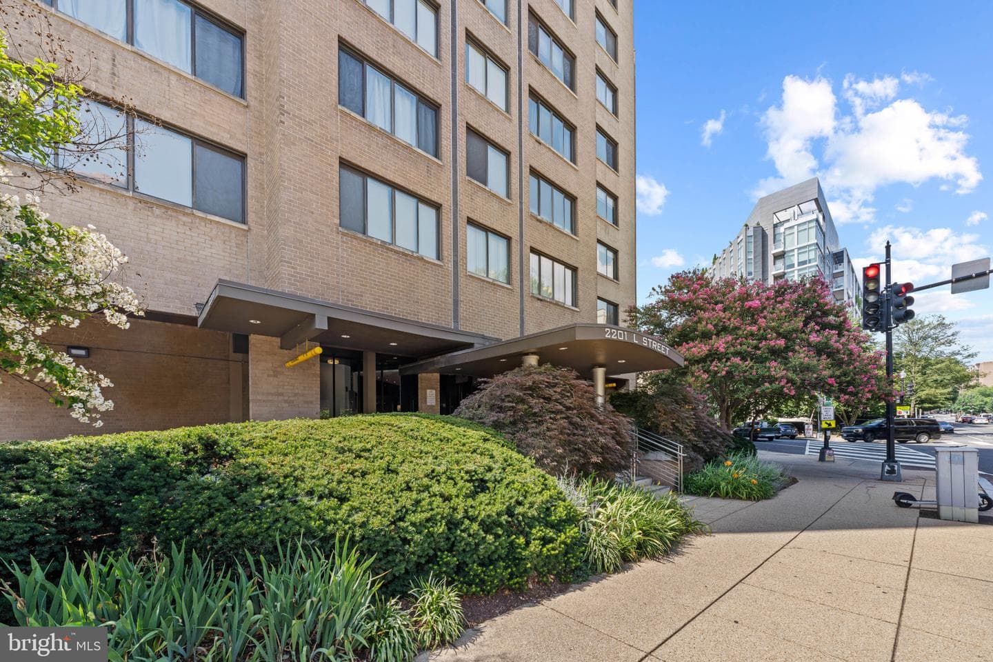 2201 L Street NW #518 photo 4
