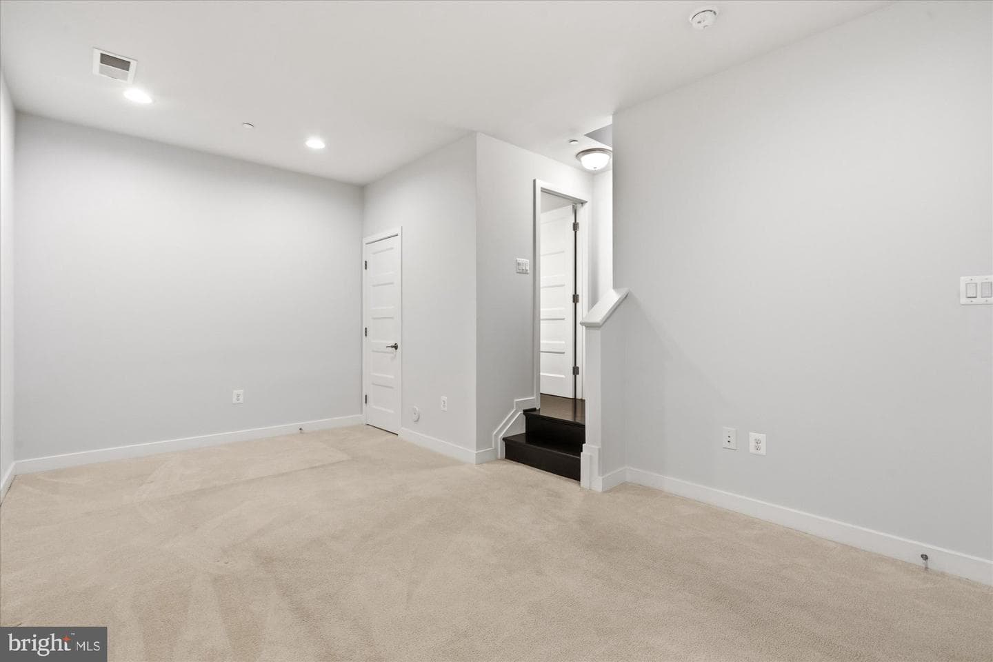 3324 7th Street NE photo 36