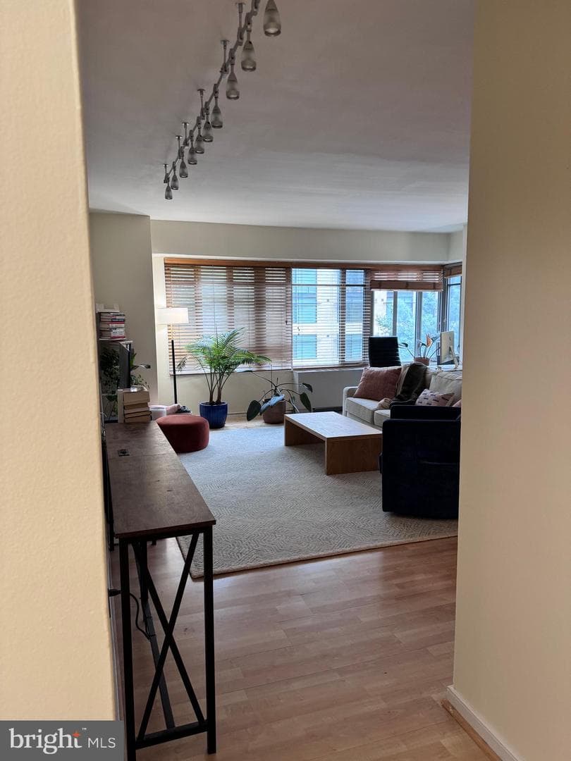 1711 Massachusetts Avenue NW #228 photo 18
