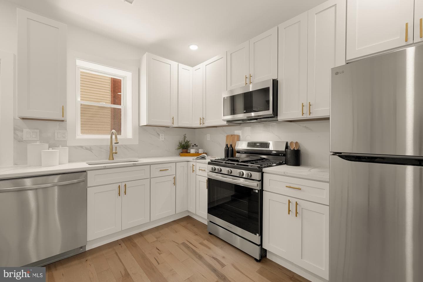 344 Elm Street NW photo 12