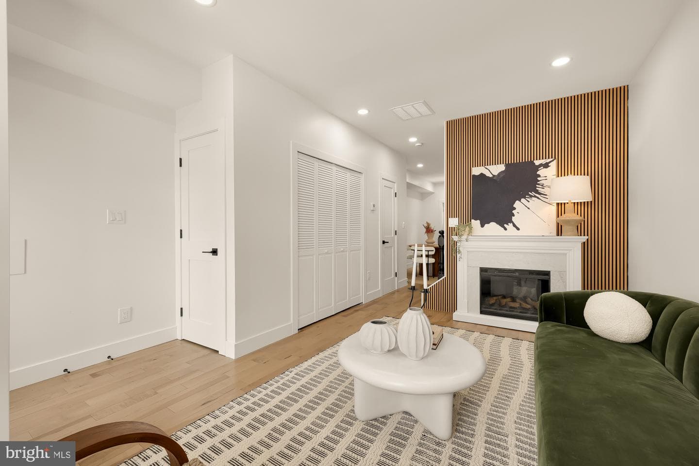 344 Elm Street NW photo 5