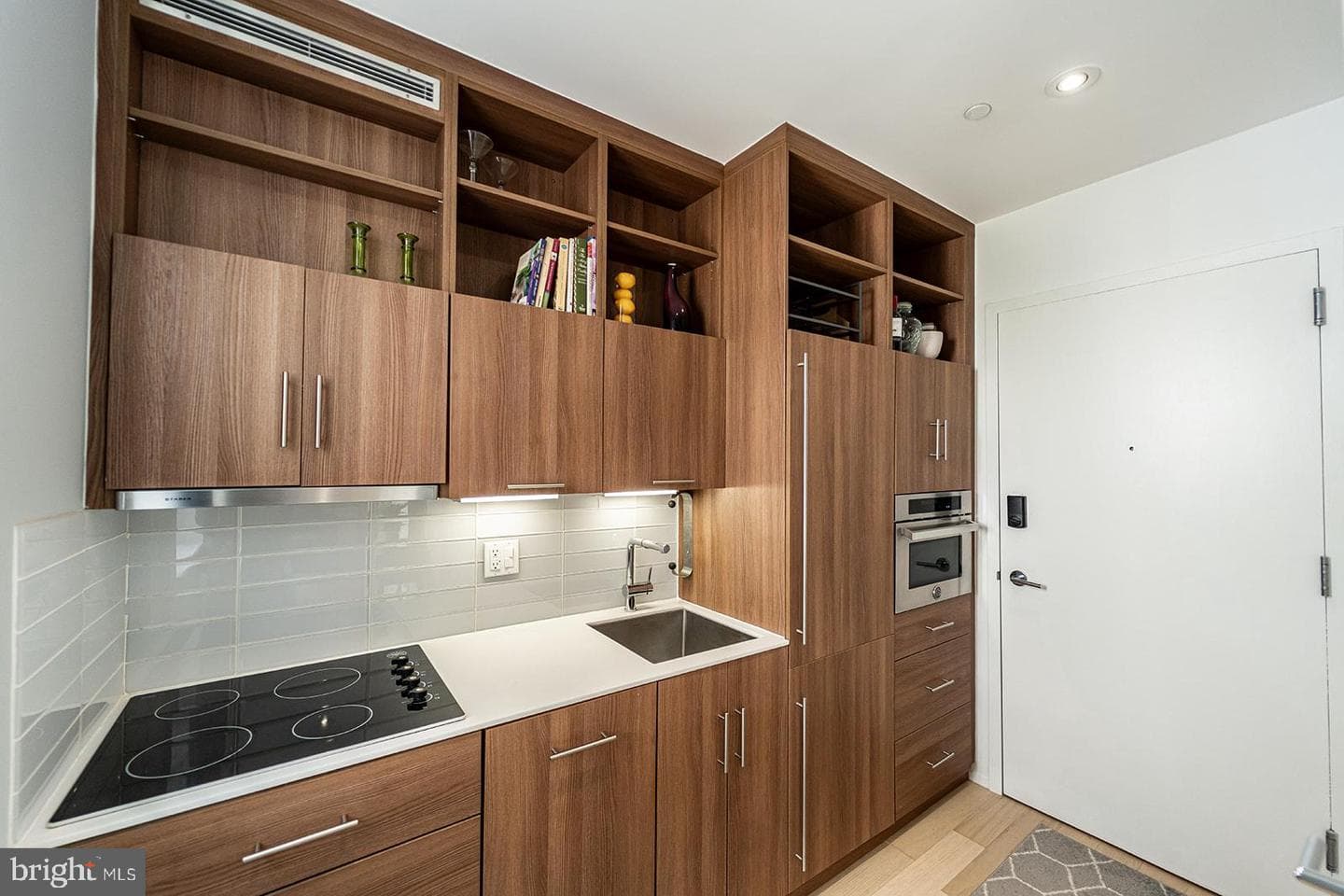 2422 17th Street NW #203 photo 3